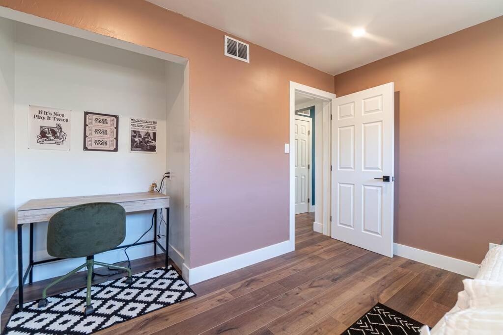 Holiday home Serenade: 3-bed Urban Sanctuary