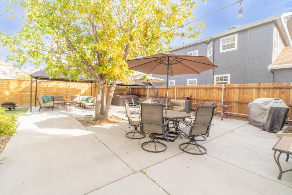 Rustic 3-bedroom, 1.5-bath Oasis By Downtown Reno