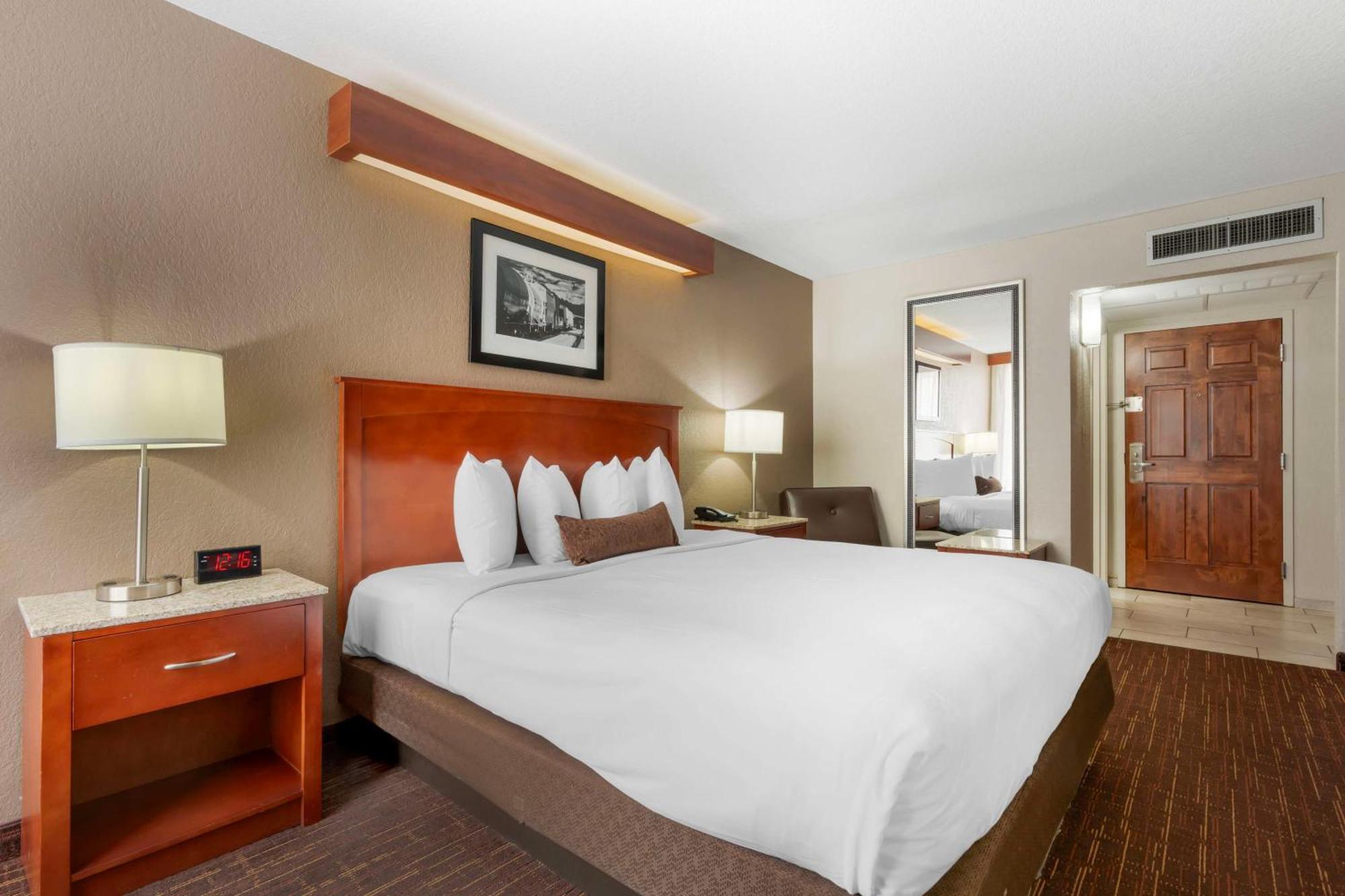 Western Boomtown Casino Hotel