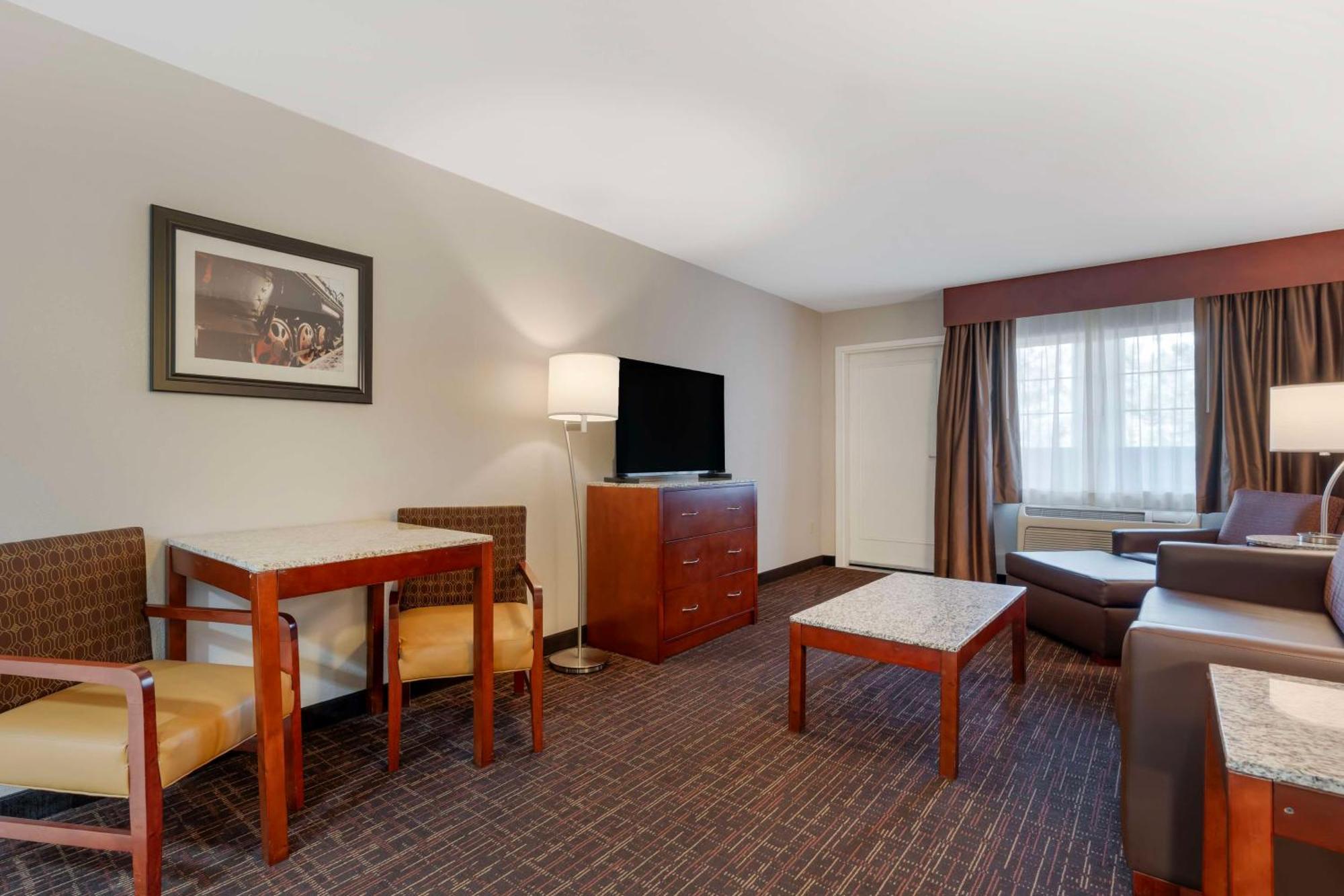 Western Boomtown Casino 3*