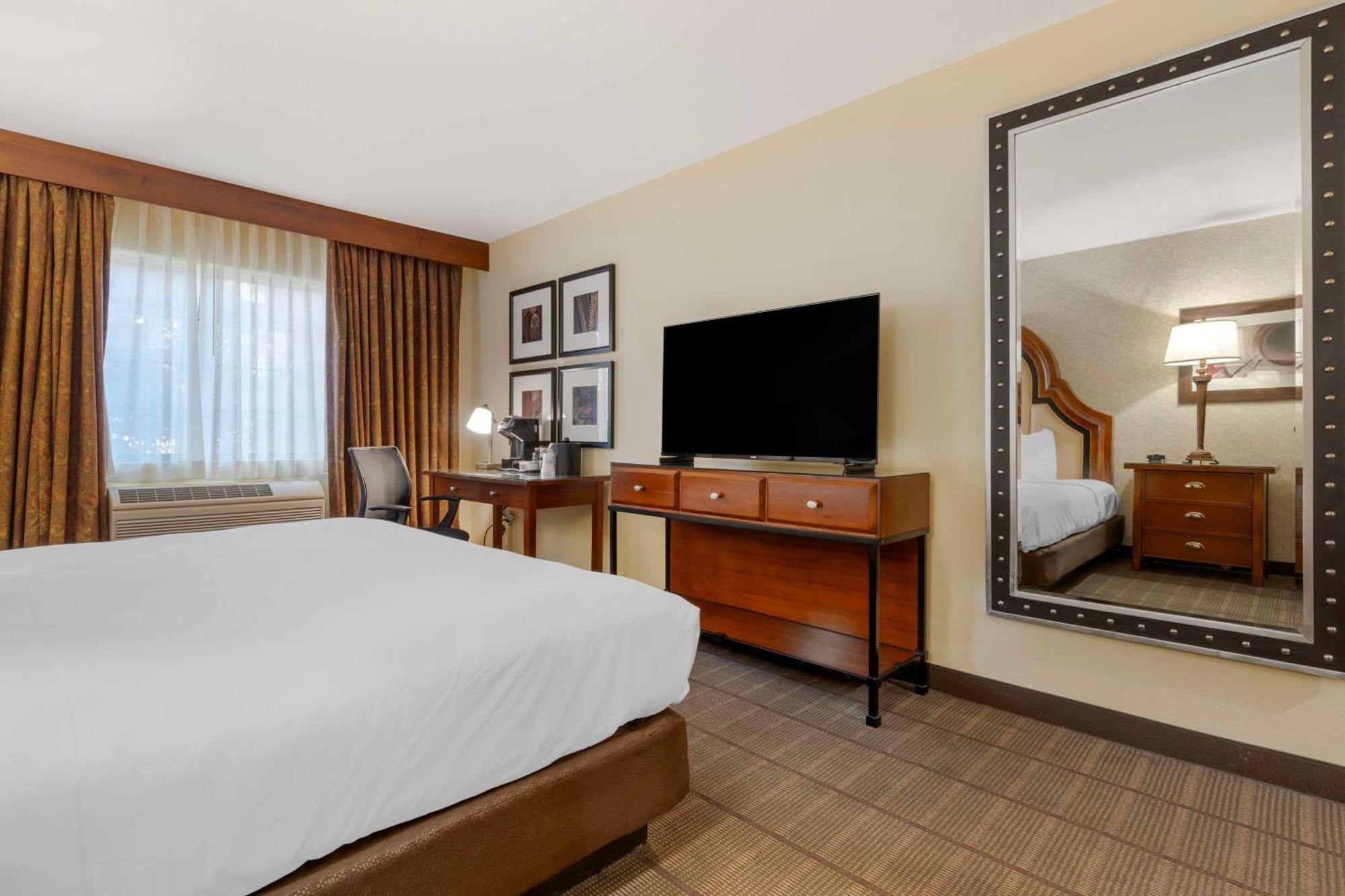 Hotel Western Boomtown Casino
