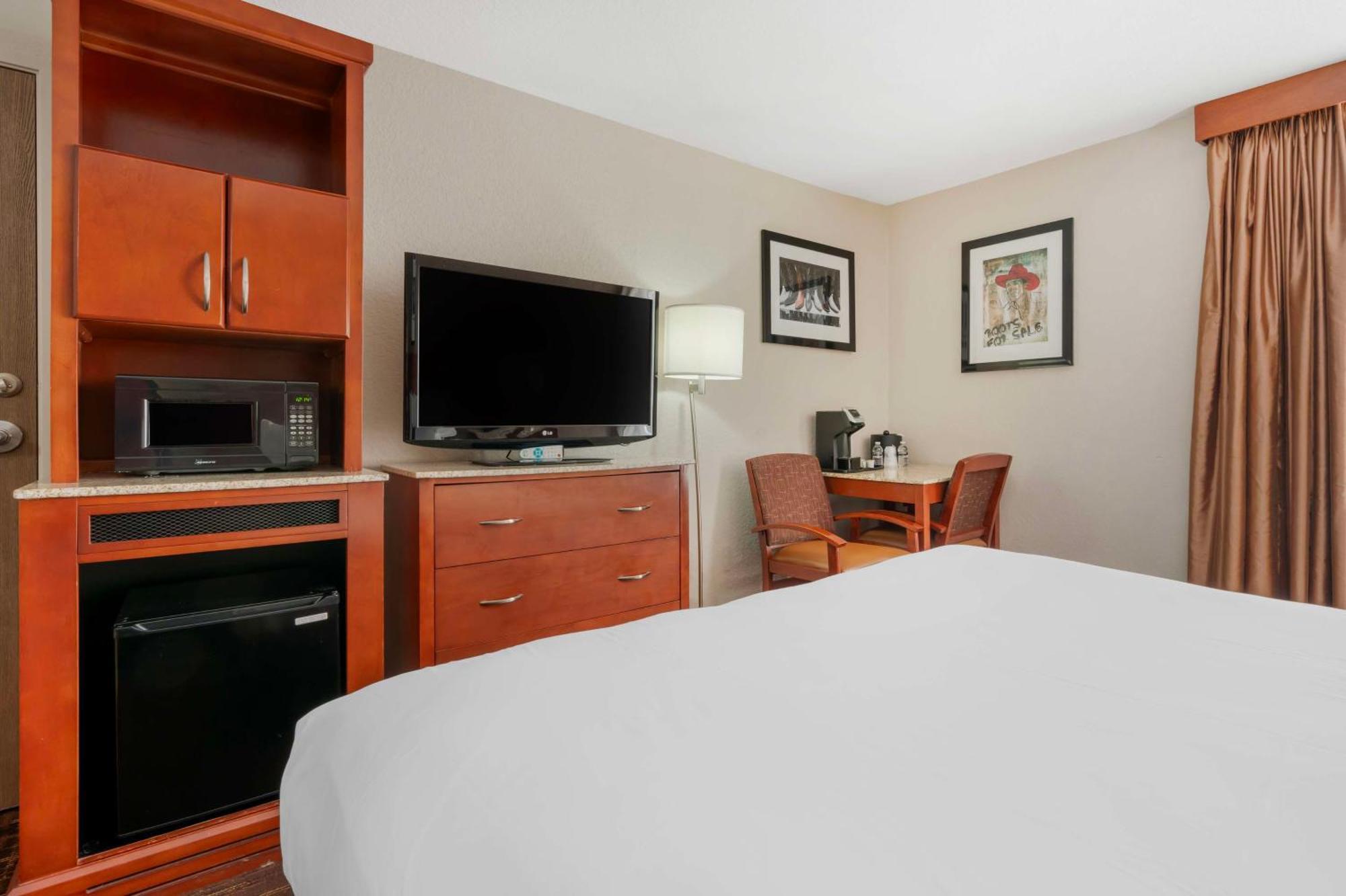 Western Boomtown Casino 3*