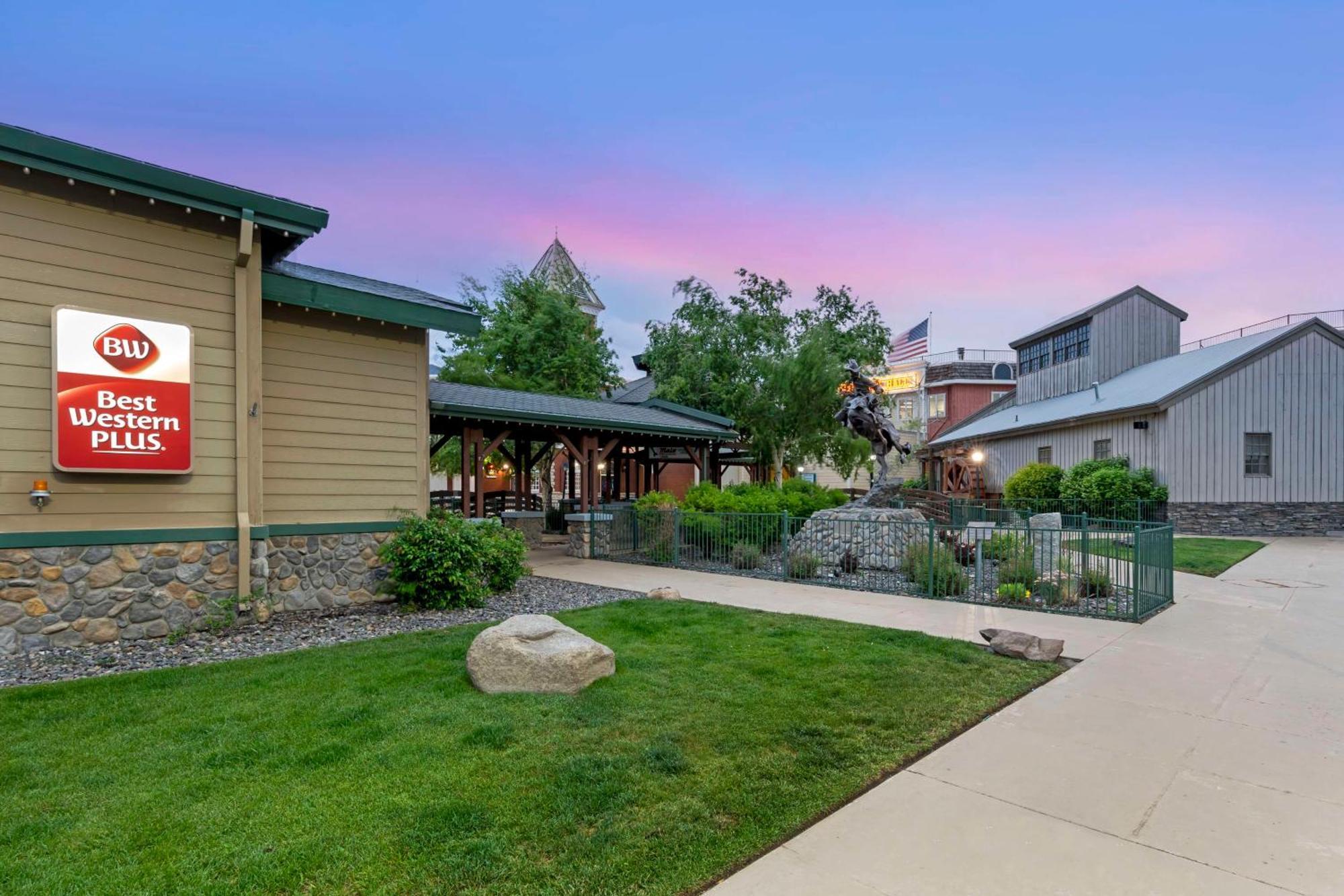 Hotel Western Boomtown Casino