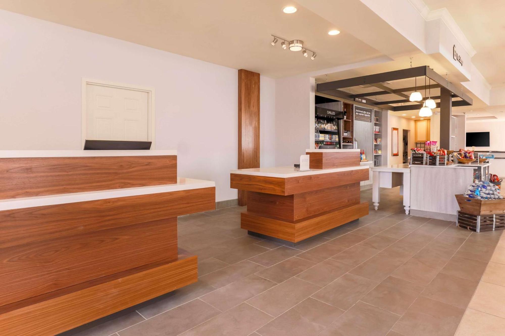Hilton Garden