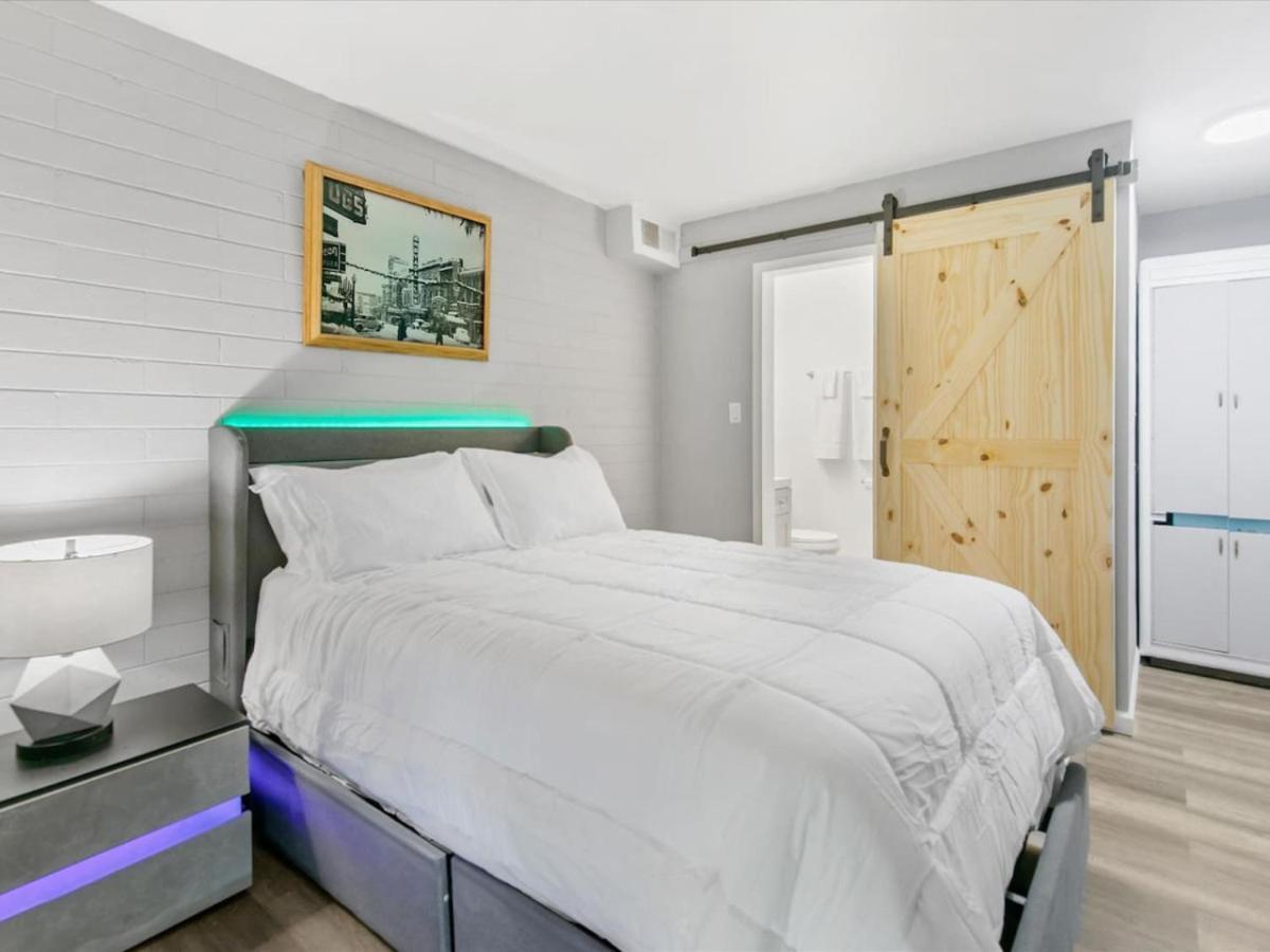 Charming Mid-century 4 Reno