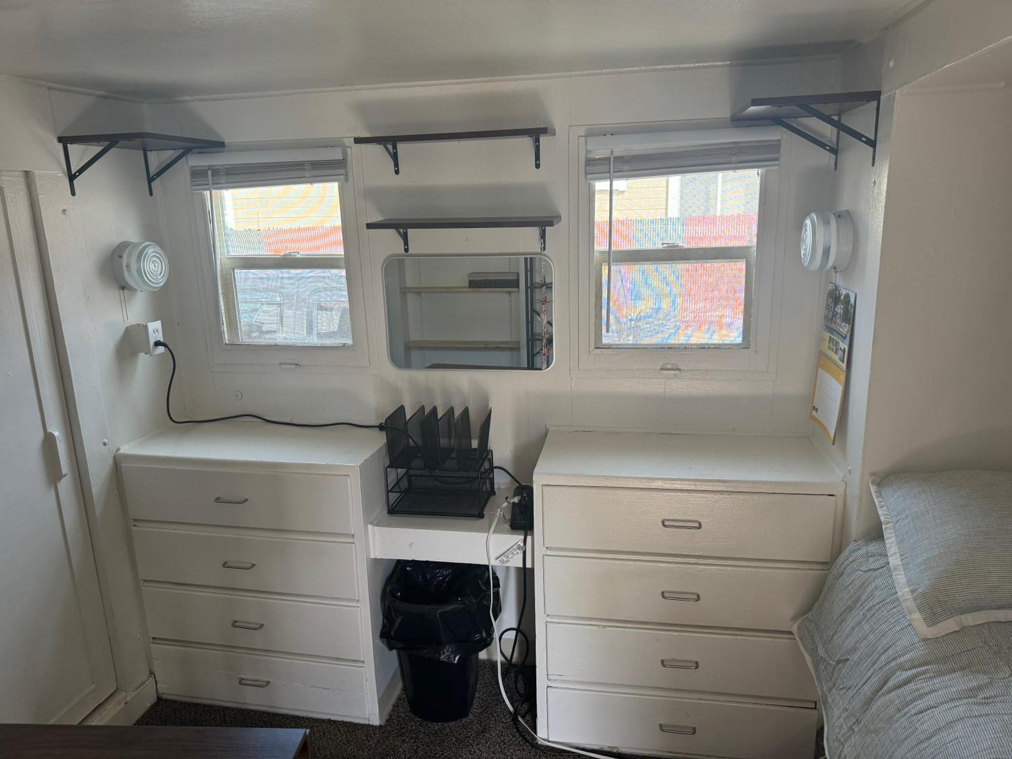 Midtown Charm: 1br Urban Pad * Reno