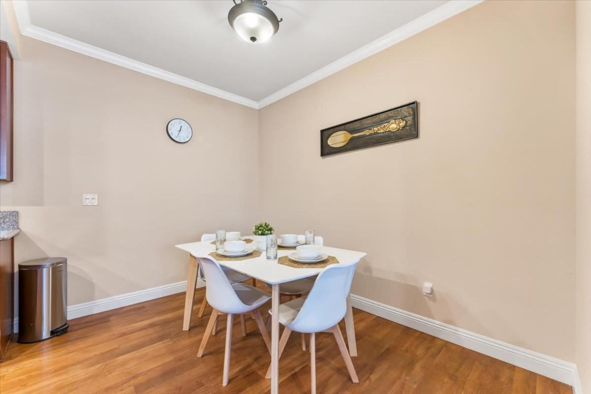 Apartment 2br Getaway Pool Gym Basketball Court & Theater Access