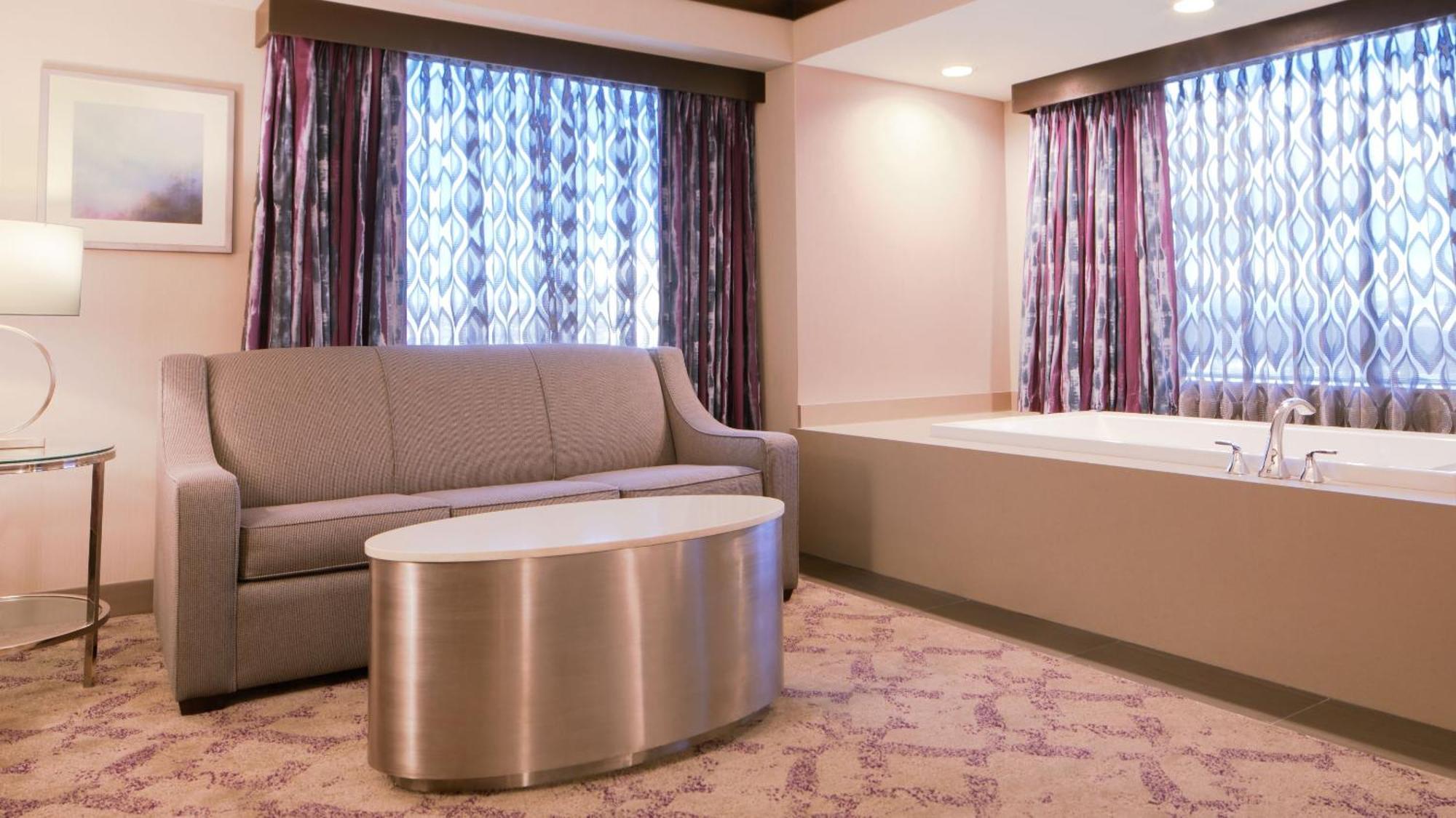 Silver Legacy Casino At The Row 4* Reno