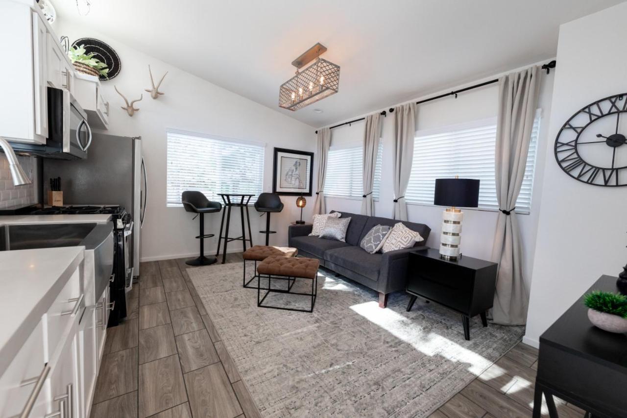 Apartment On Historic Grounds Citrine *