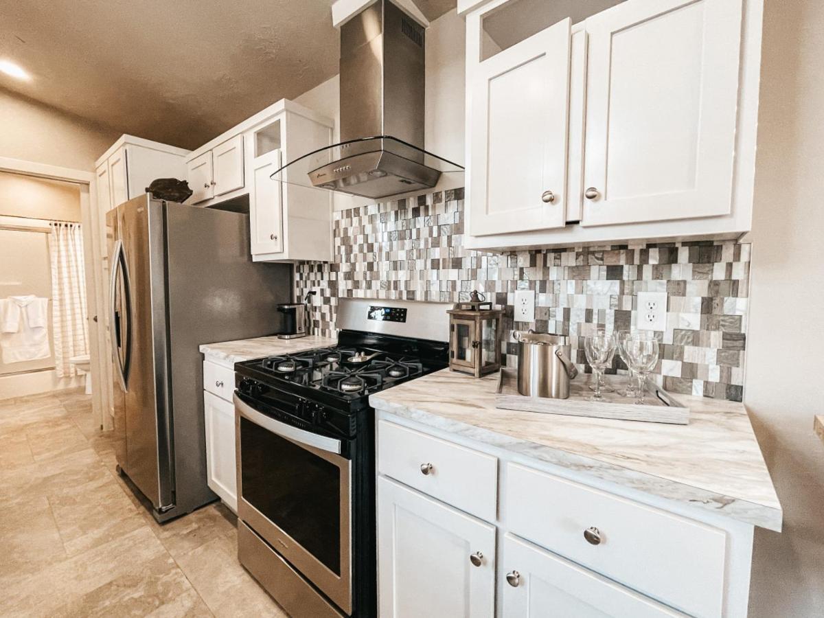 Beautiful Private Sunstone Apartment Reno