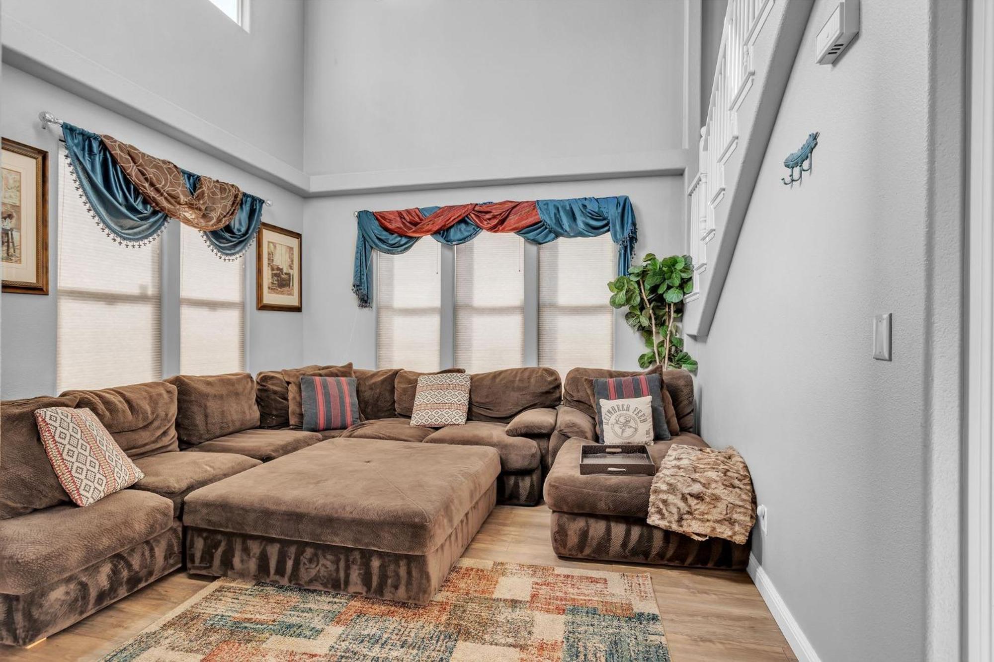 Beautiful Sunsets At 3br In Holiday home Reno