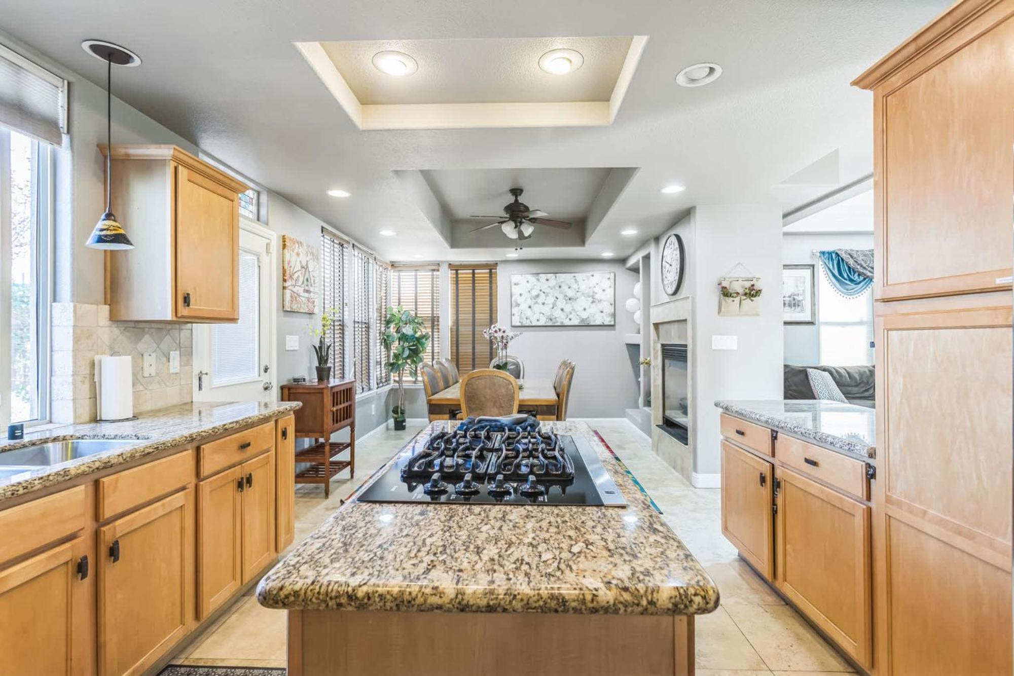 Beautiful Sunsets At 3br In Reno