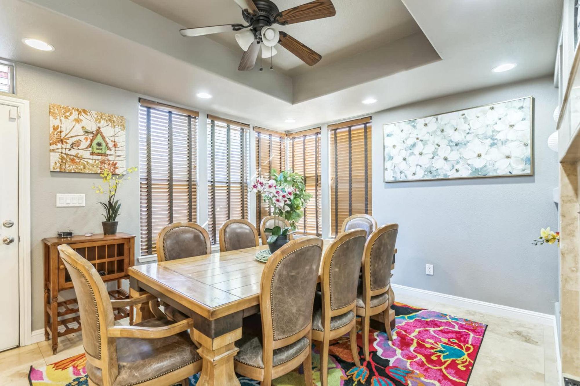 Beautiful Sunsets At 3br In Reno