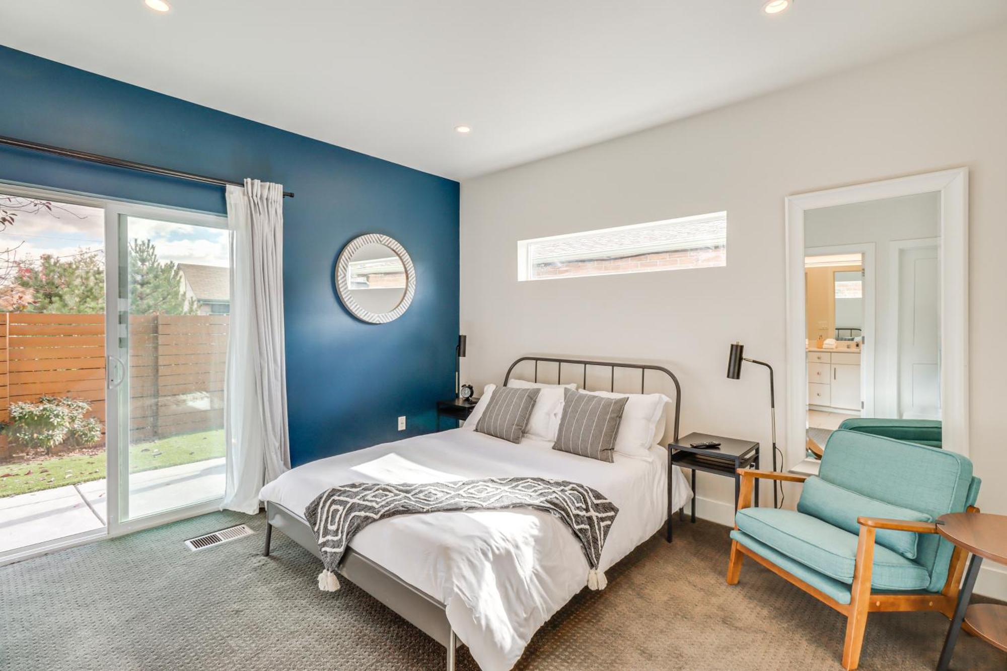 Holiday home Luxe Midtown Townhome Less Than 2 Mi To Dtwn Reno!
