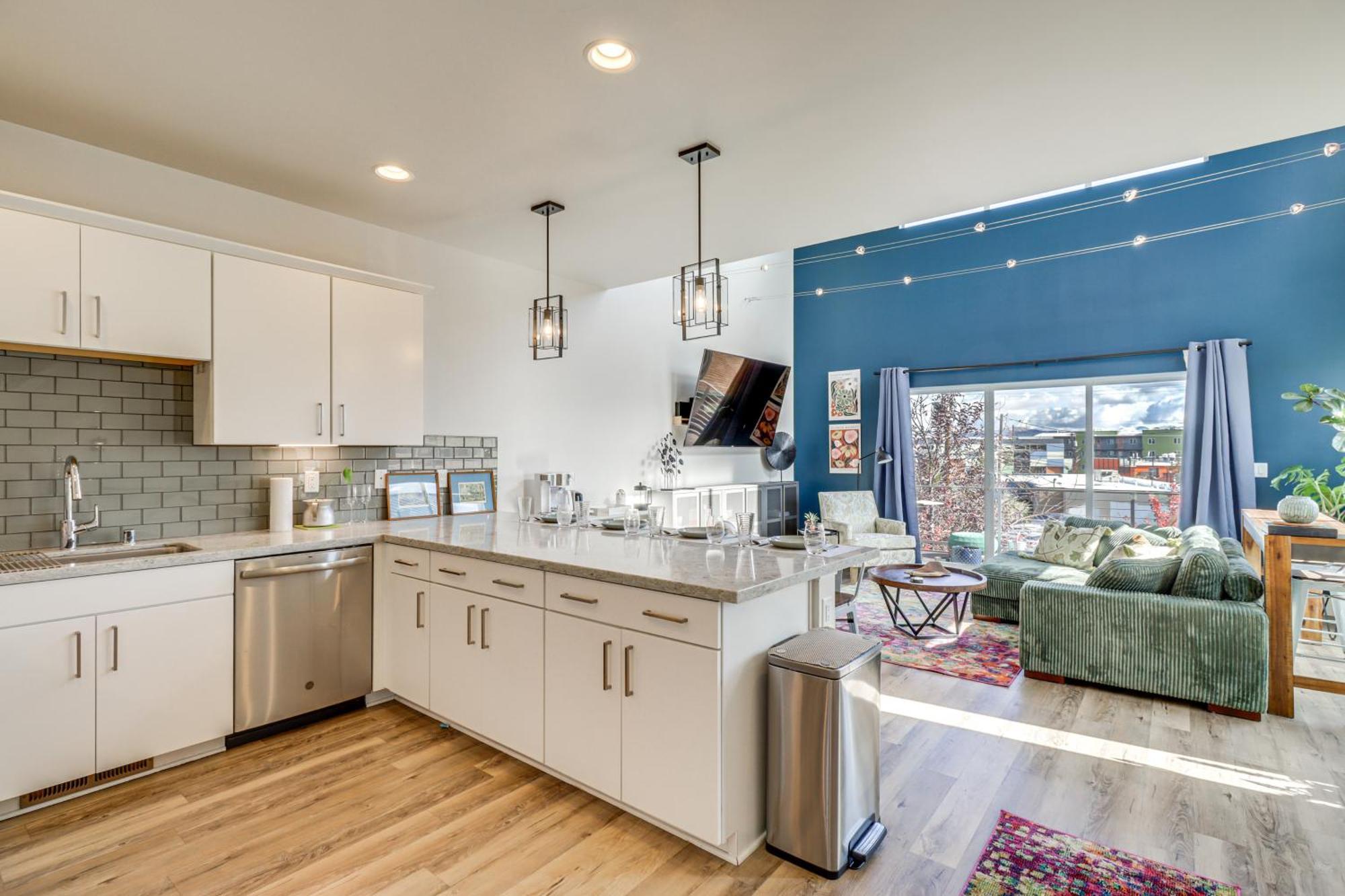 Holiday home Luxe Midtown Townhome Less Than 2 Mi To Dtwn Reno! *