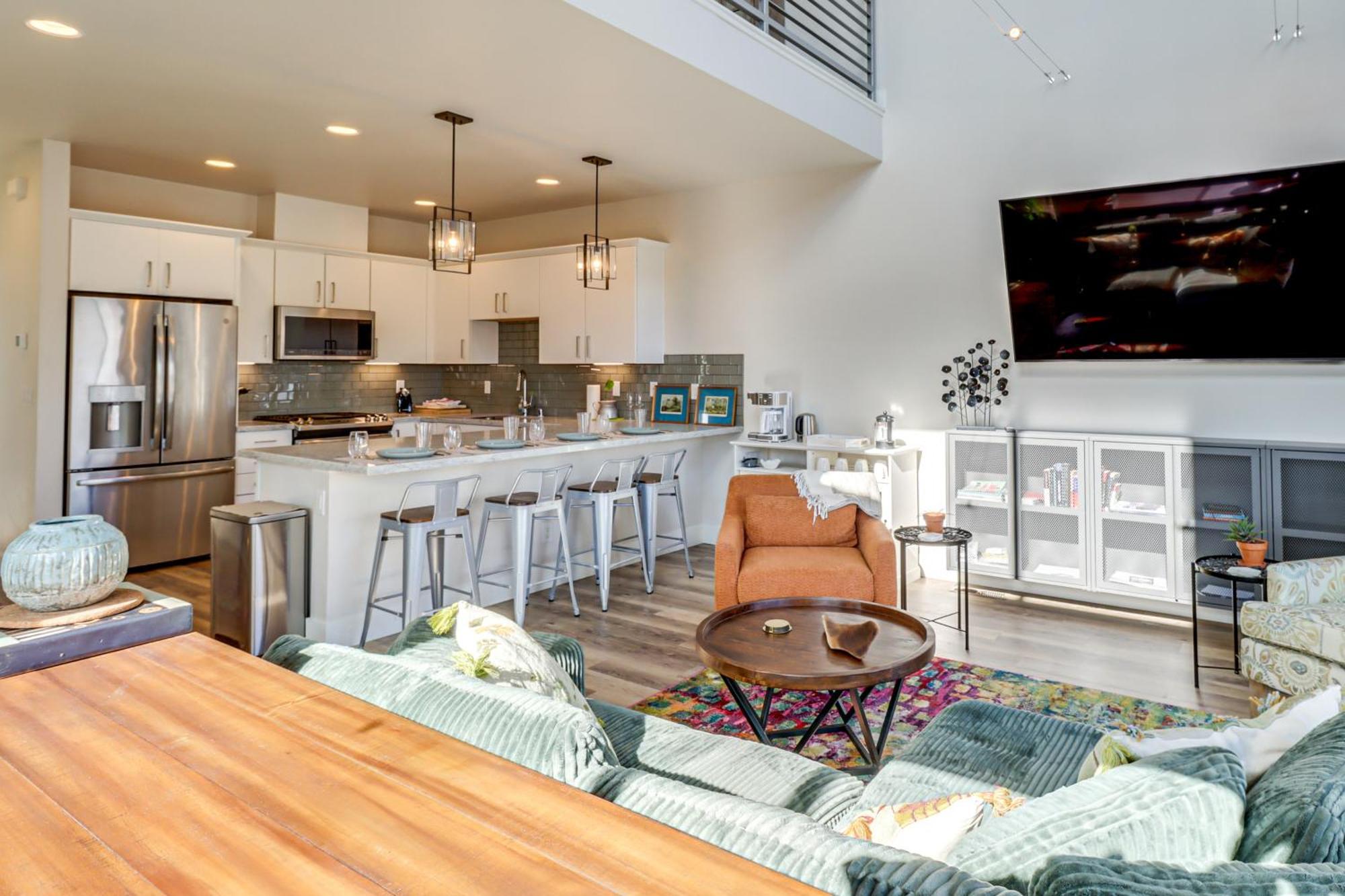 Luxe Midtown Townhome Less Than 2 Mi To Dtwn Reno! Holiday home Reno