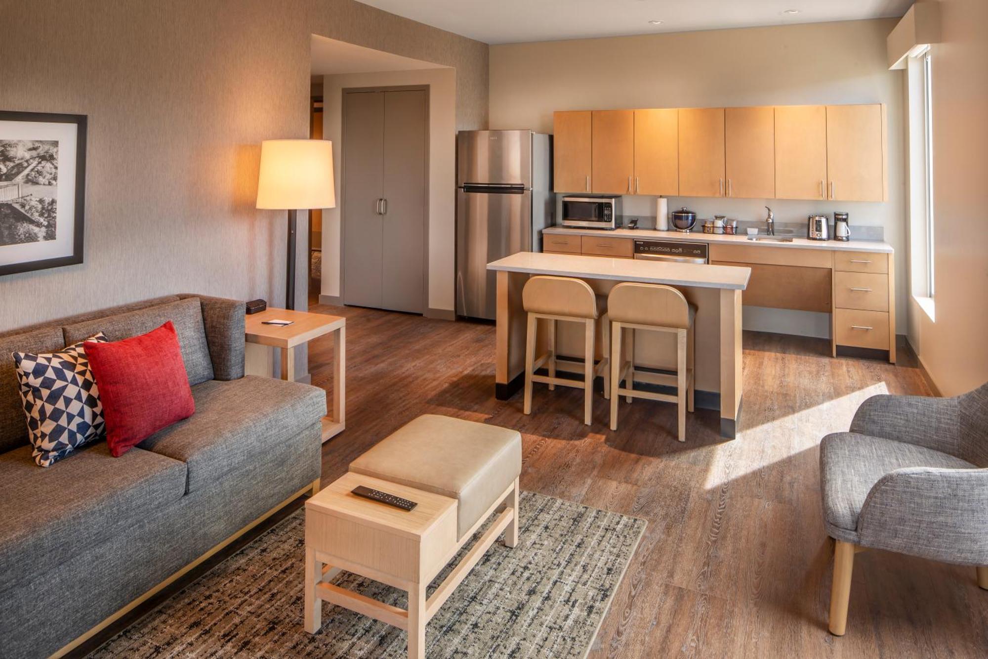 Hyatt Place South Hotel