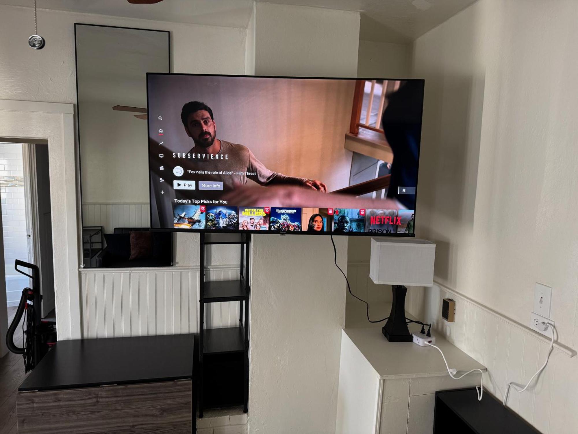 Midtown Hideaway 1 Bedroom Nest Reno