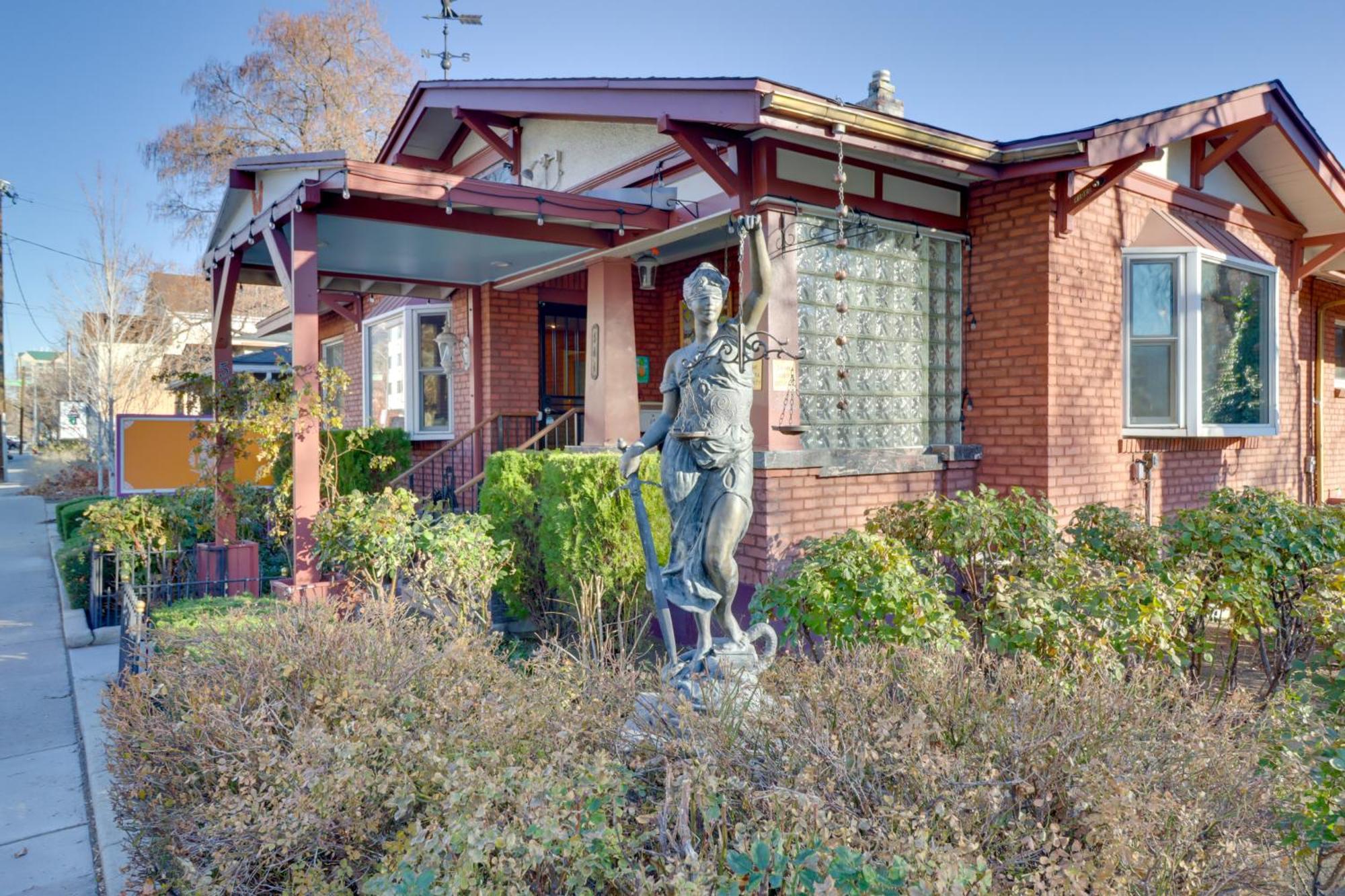 Half-mi To River Walk Rose In Truckee!