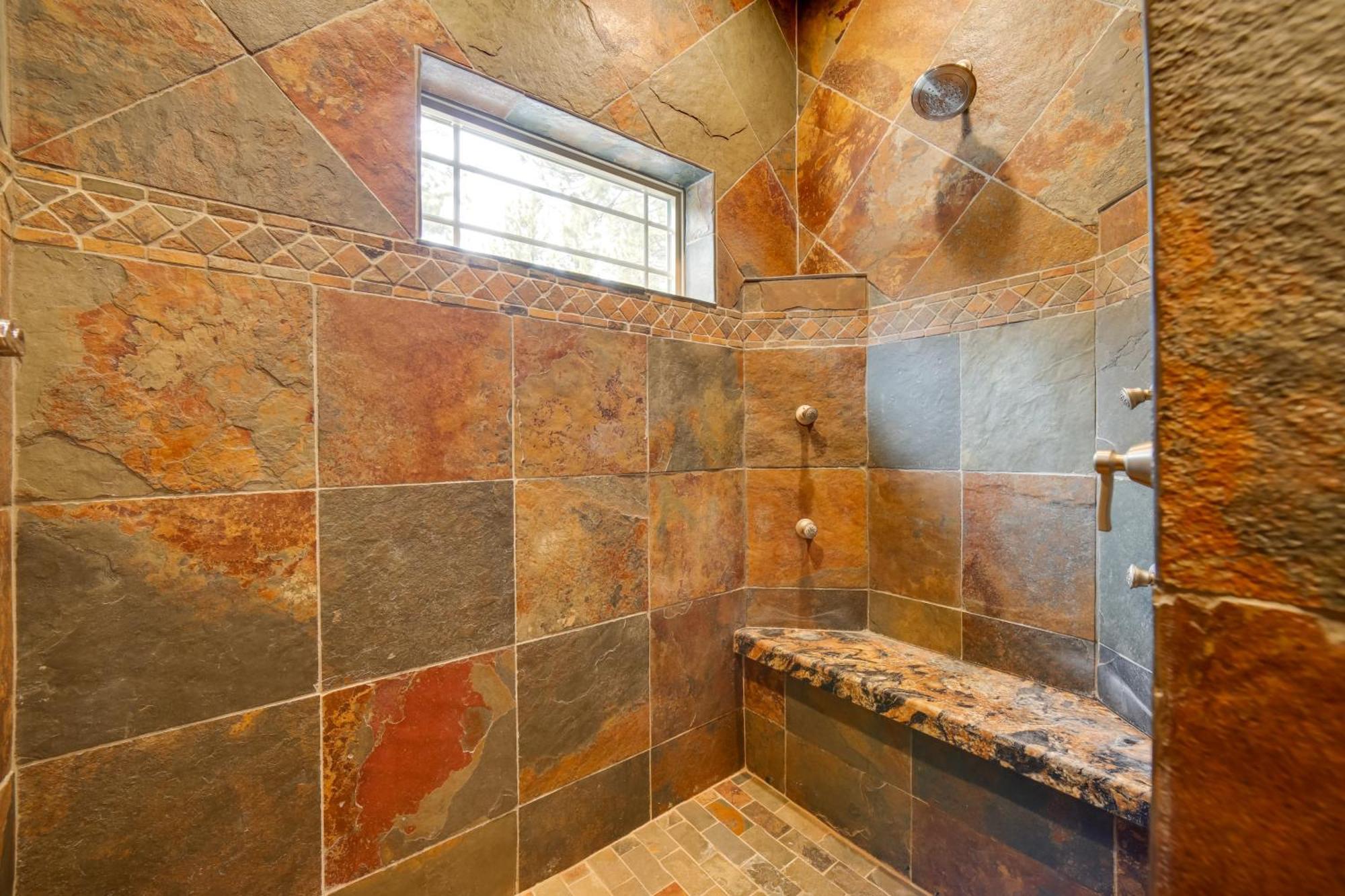 Sleek Reno-lake Tahoe Retreat, 4 Mi To Mt Rose Reno