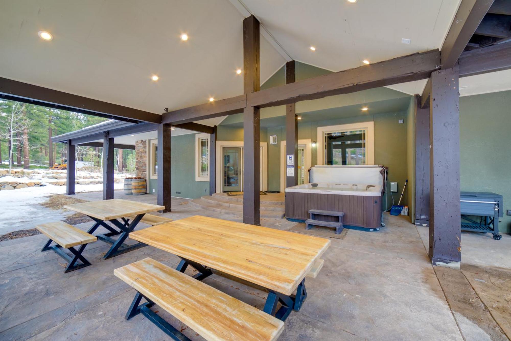 Sleek Reno-lake Tahoe Retreat, 4 Mi To Mt Rose * Reno