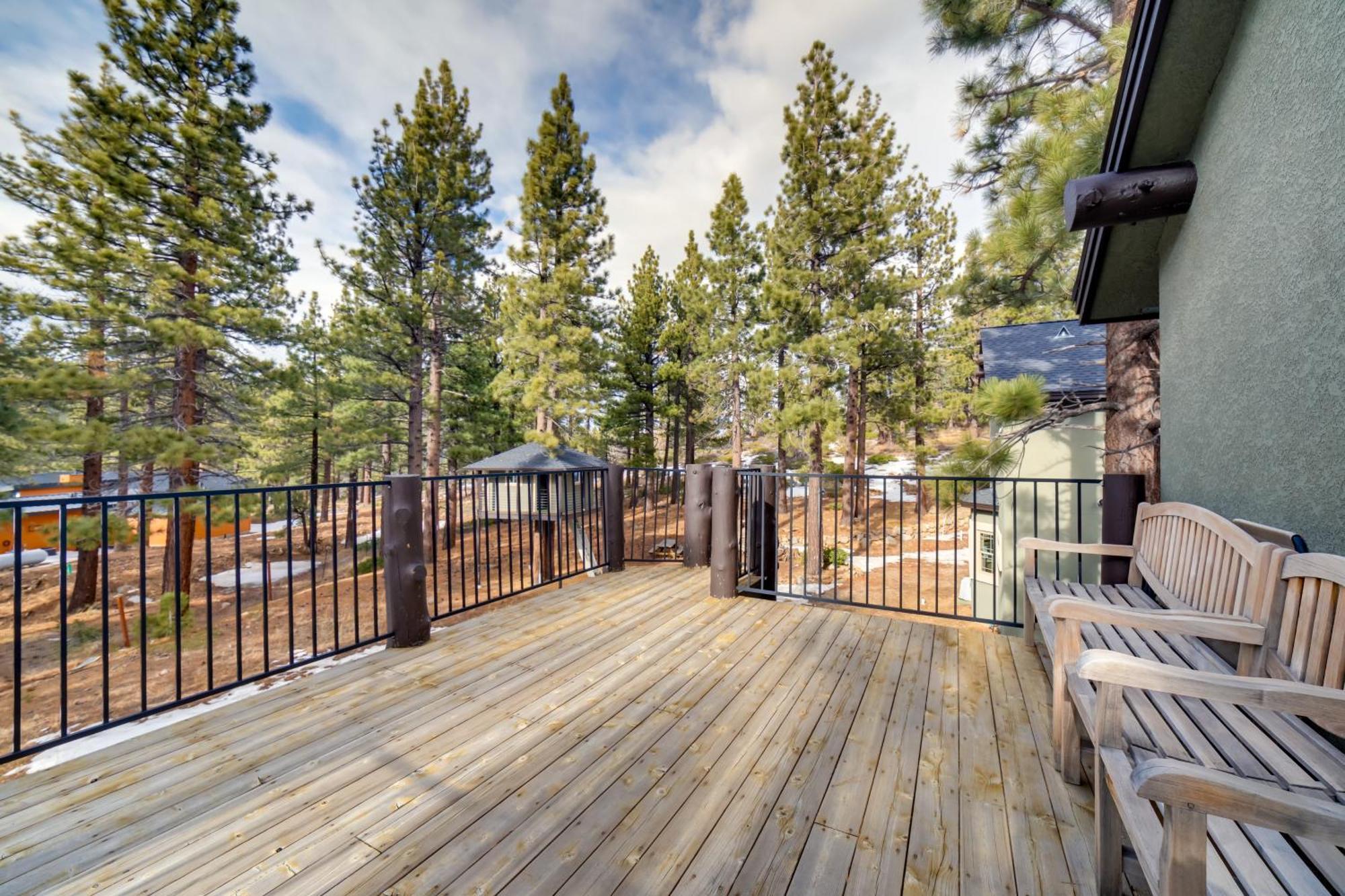Sleek Reno-lake Tahoe Retreat, 4 Mi To Mt Rose Reno