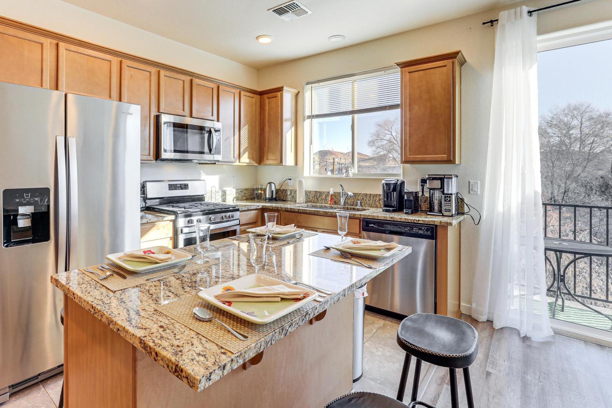 Holiday home 4 Mi To Dtwn Family-friendly Townhome In Reno