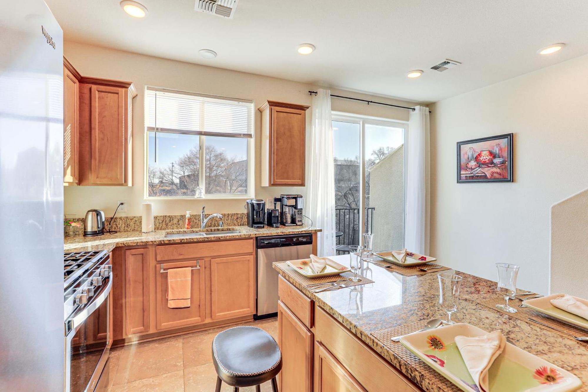 Holiday home 4 Mi To Dtwn Family-friendly Townhome In