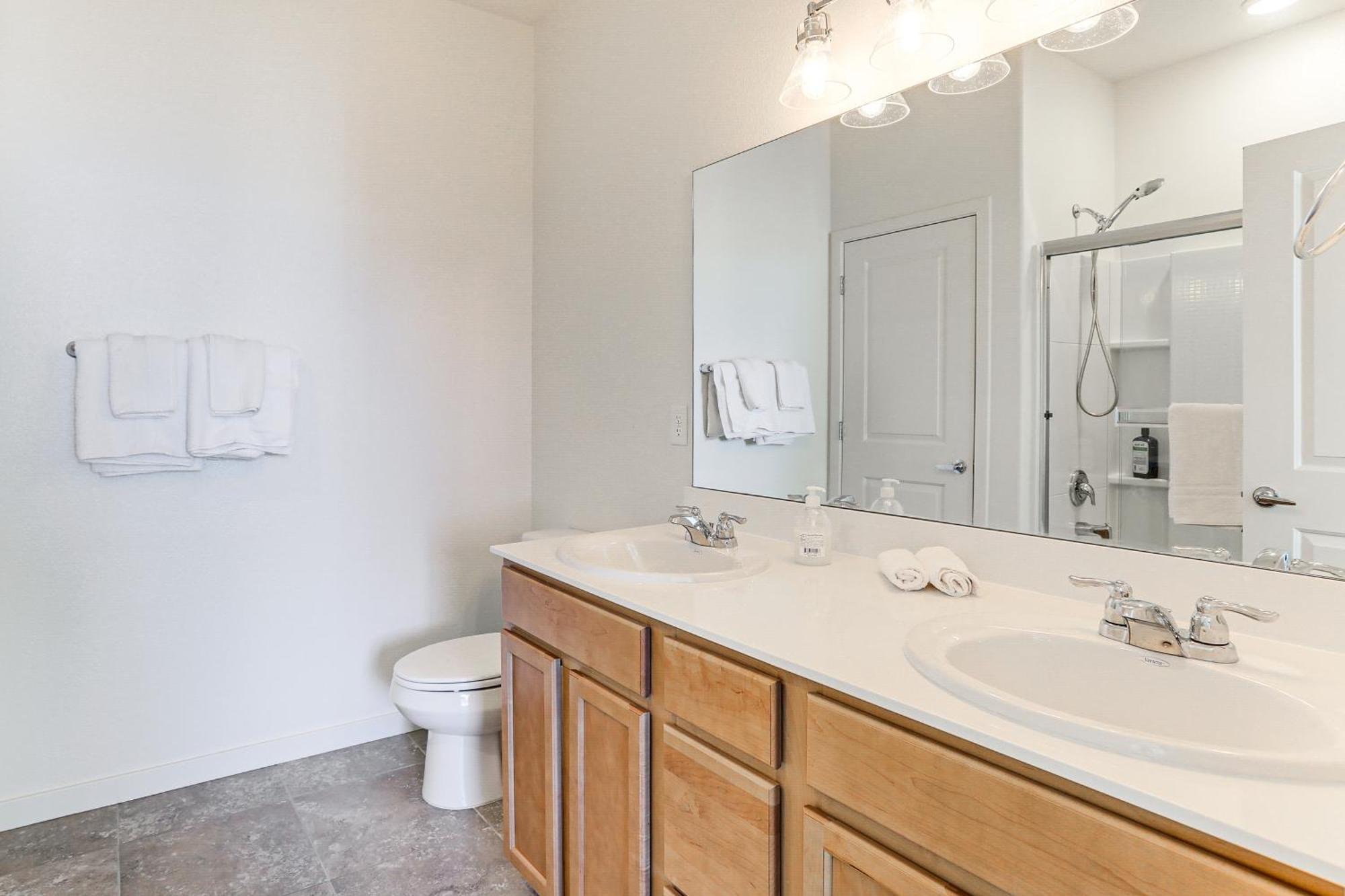 4 Mi To Dtwn Family-friendly Townhome In Holiday home