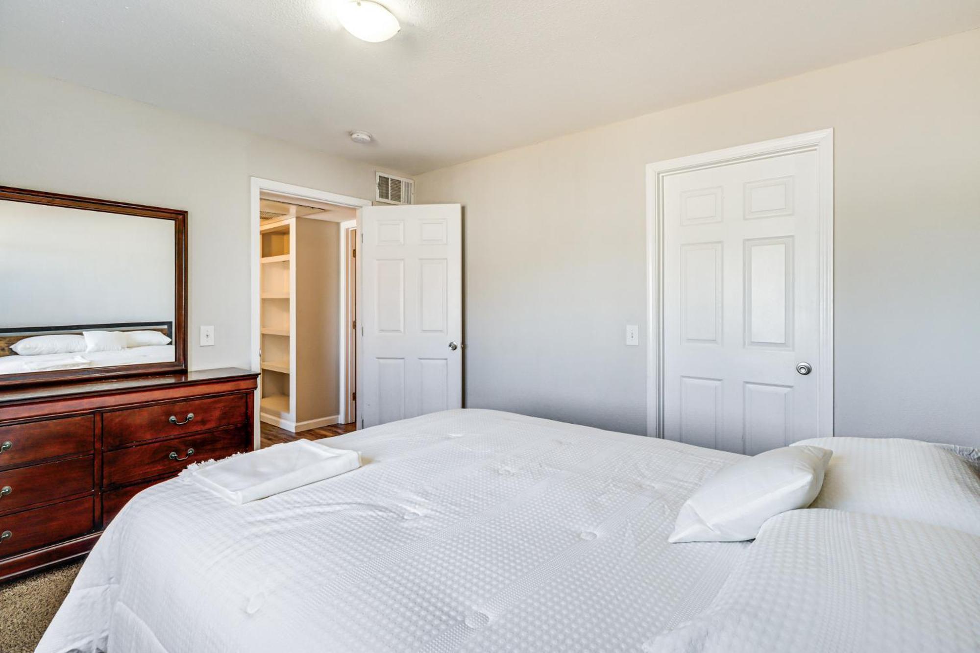 Charming With Patio, Near Downtown Reno! Reno