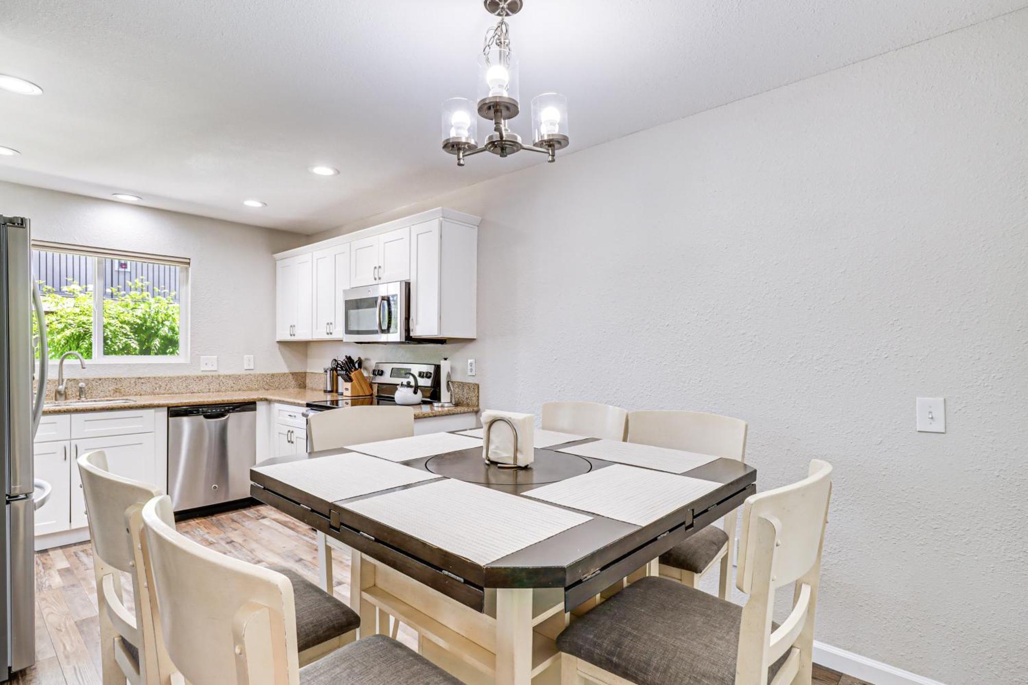 Charming With Patio, Near Downtown Reno! Apartment Reno