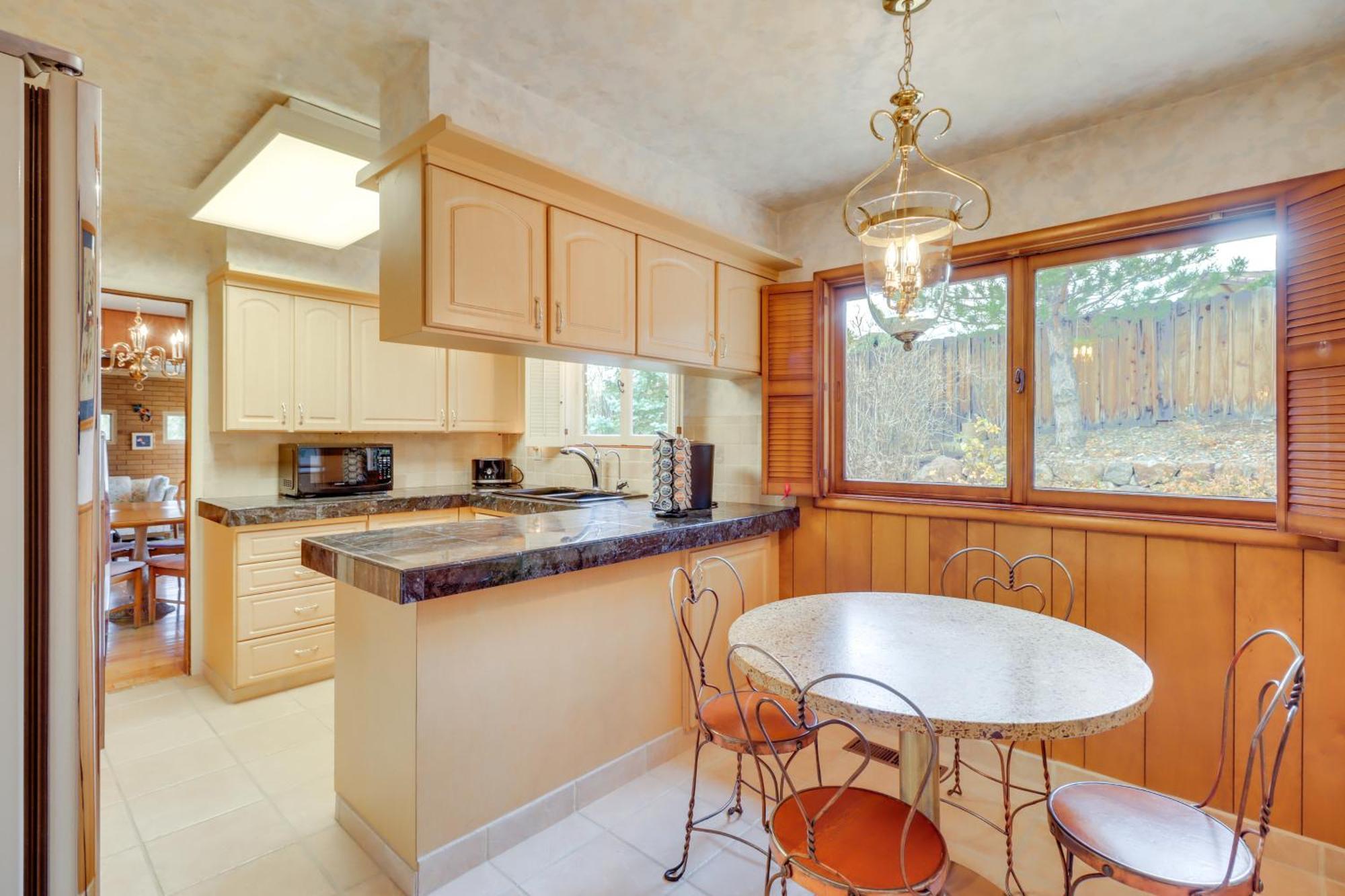 3 Mi To Riverwalk Quail Walk Custom Holiday home