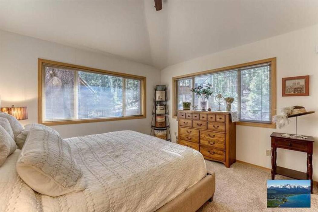 6000 Sqft Pine House With Indoor Swimming Pool Reno