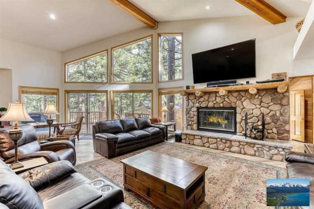 6000 Sqft Pine House With Indoor Swimming Pool *