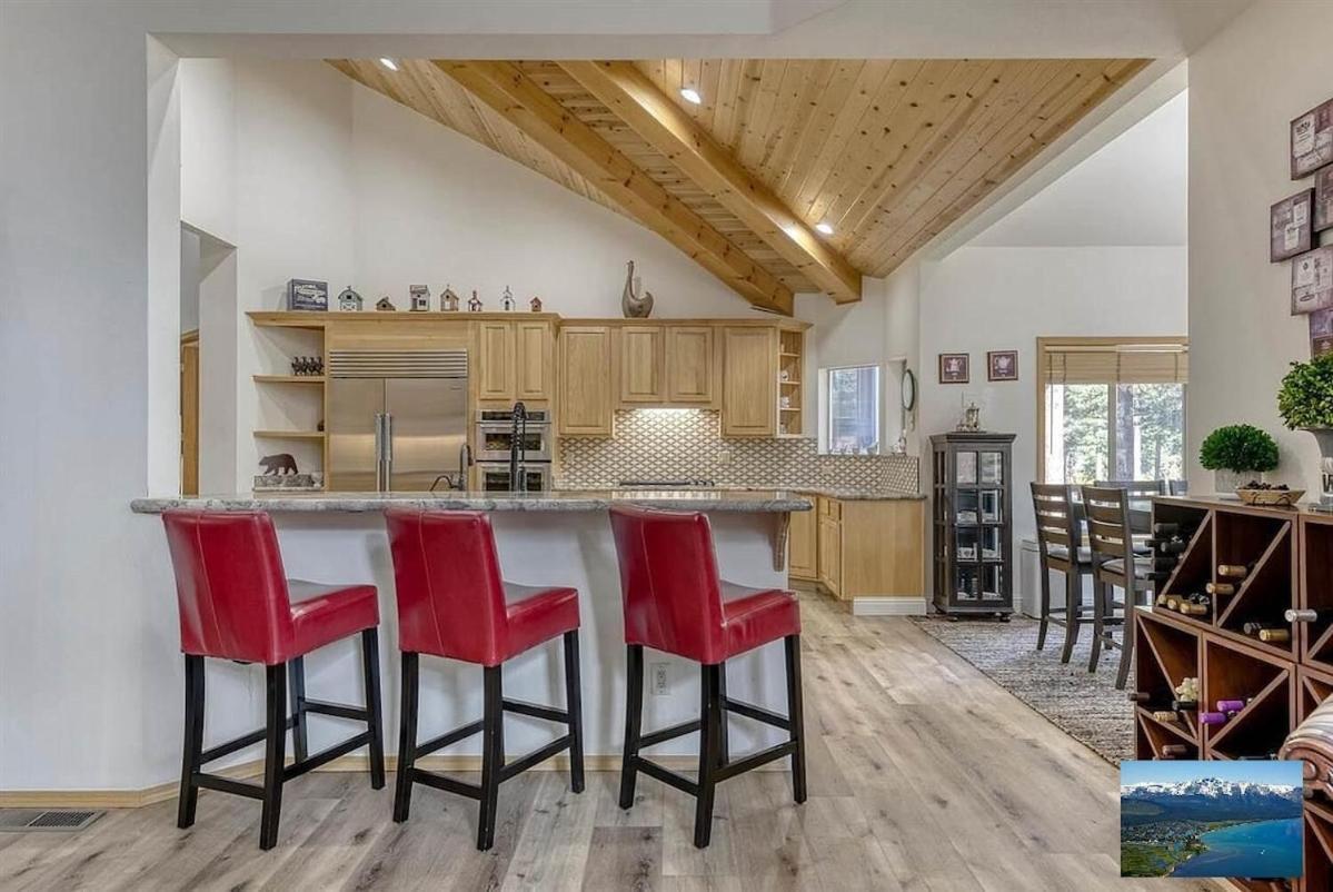6000 Sqft Pine House With Indoor Swimming Pool Holiday home *