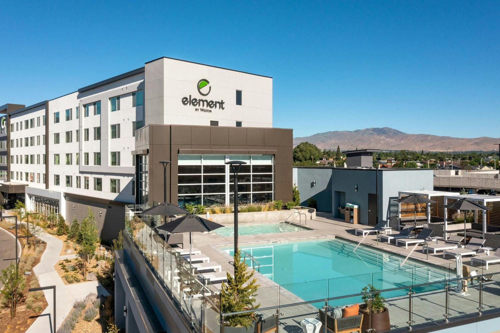 Hotel Element Experience District