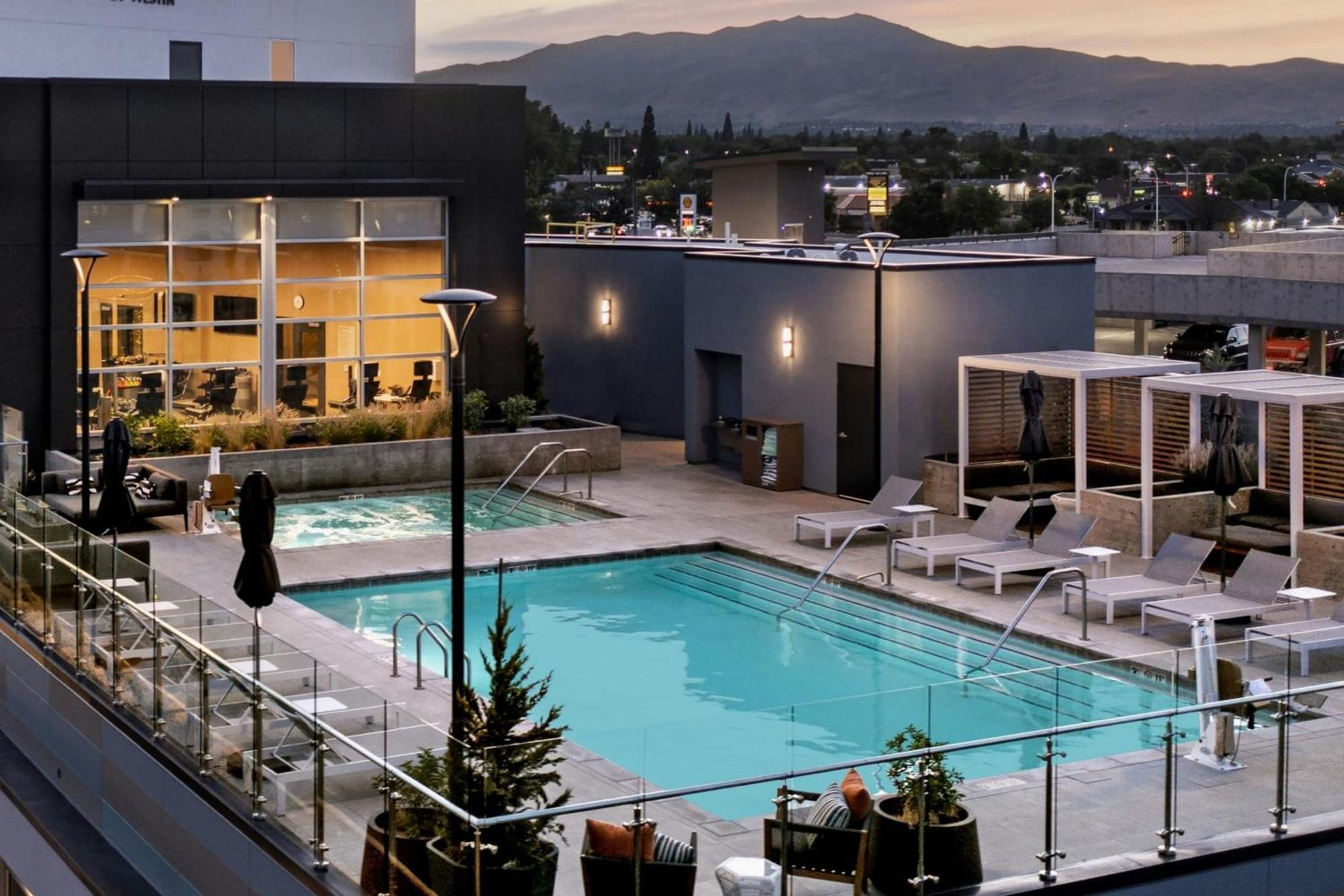 Hotel Element Experience District Reno