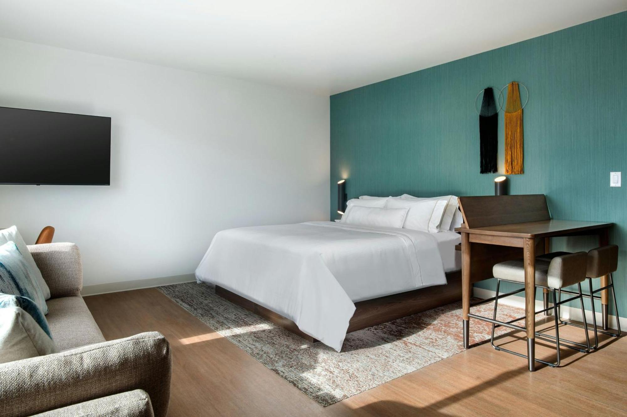Hotel Element Experience District Reno