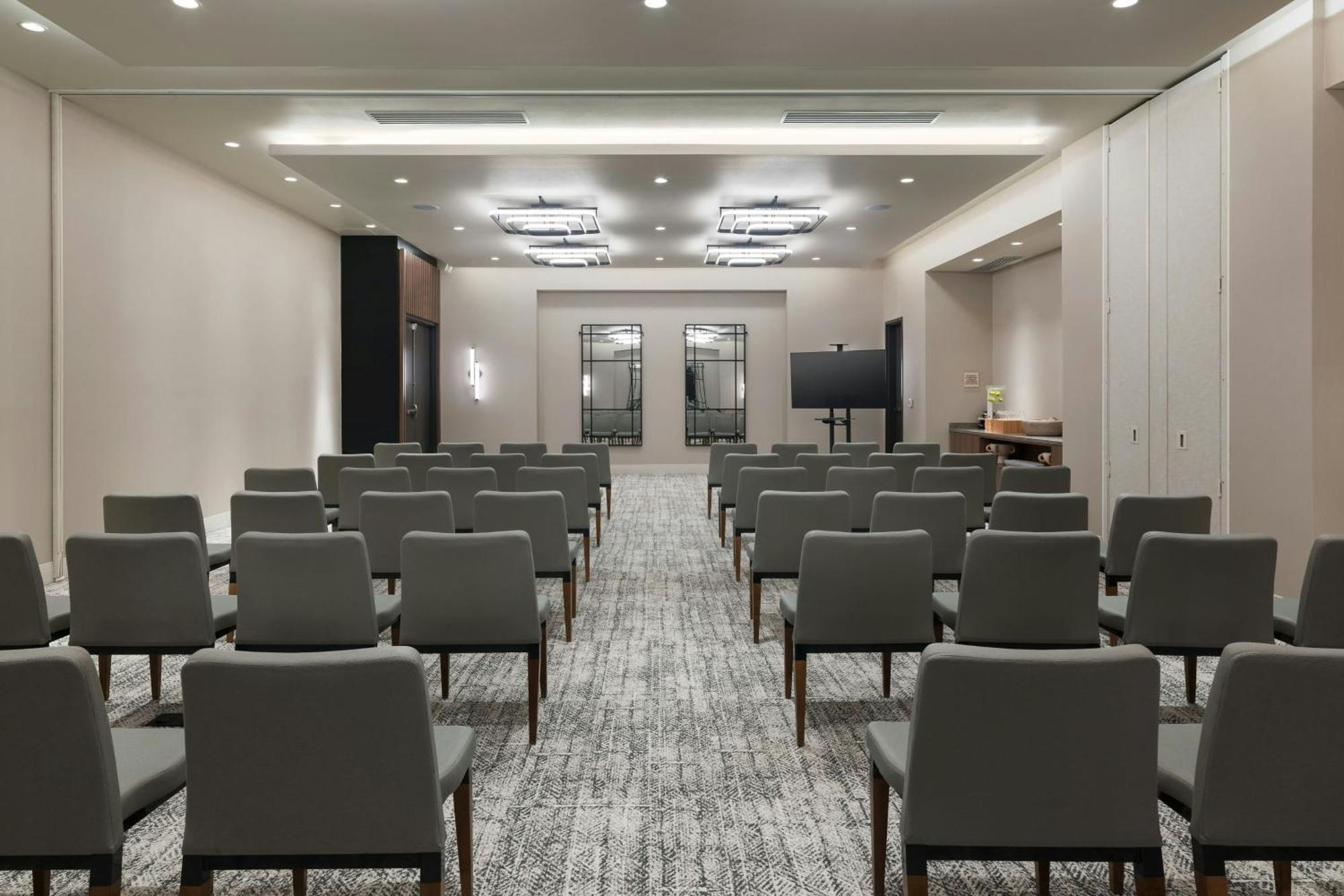 Hotel Element Experience District Reno