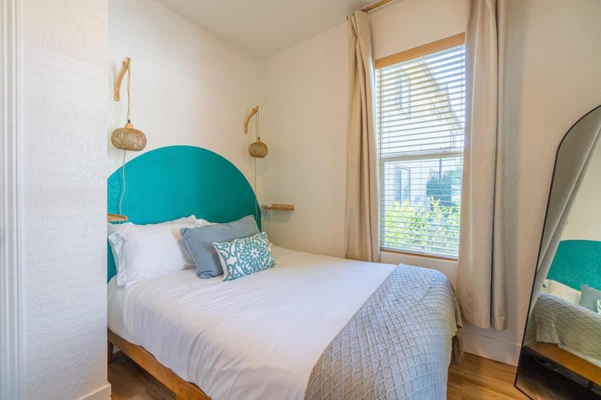 Holiday home Charming Family 2br Midtown - Pets Welcome *