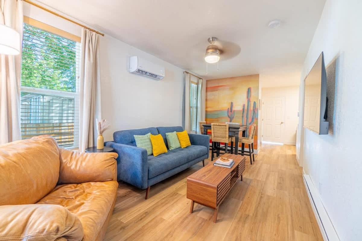 Holiday home Charming Family 2br Midtown - Pets Welcome