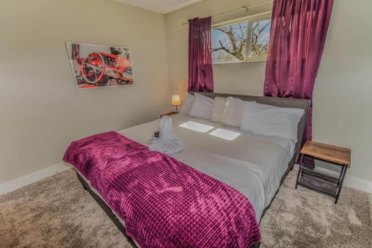 Holiday home Retreat 3 King Beds By Casinos And