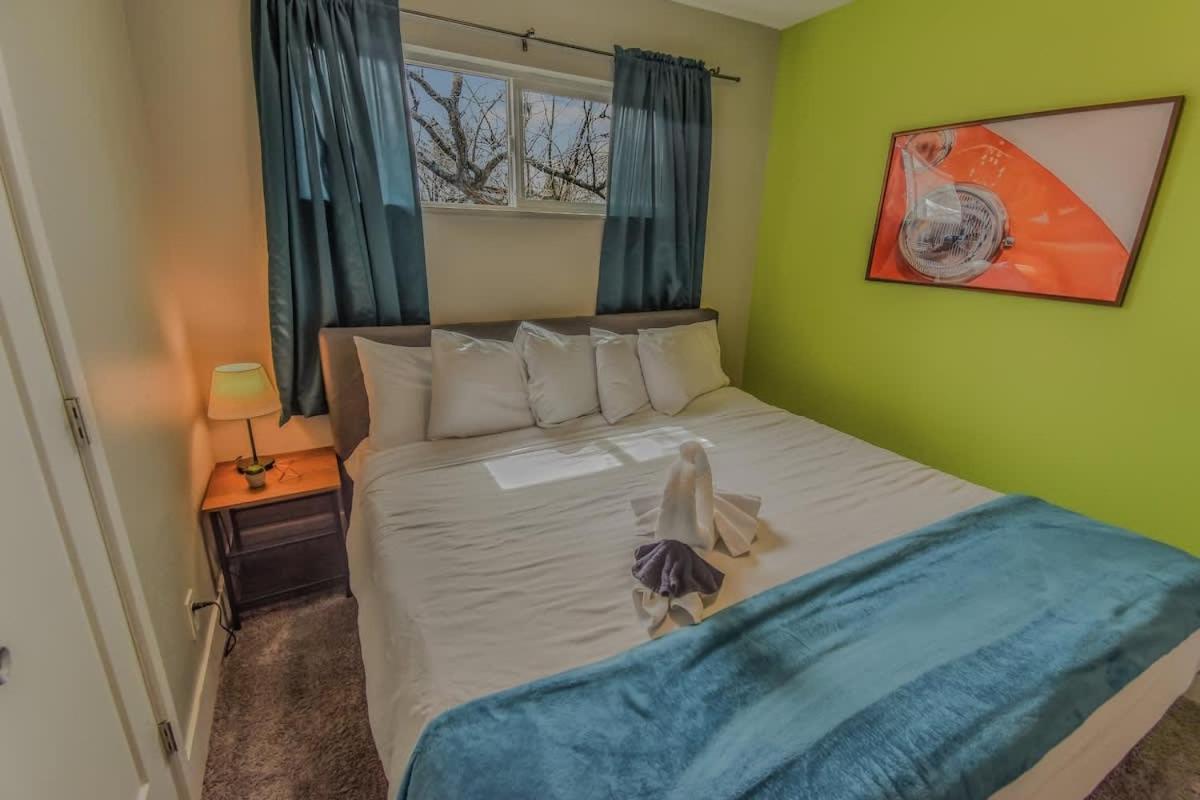Holiday home Retreat 3 King Beds By Casinos And Reno