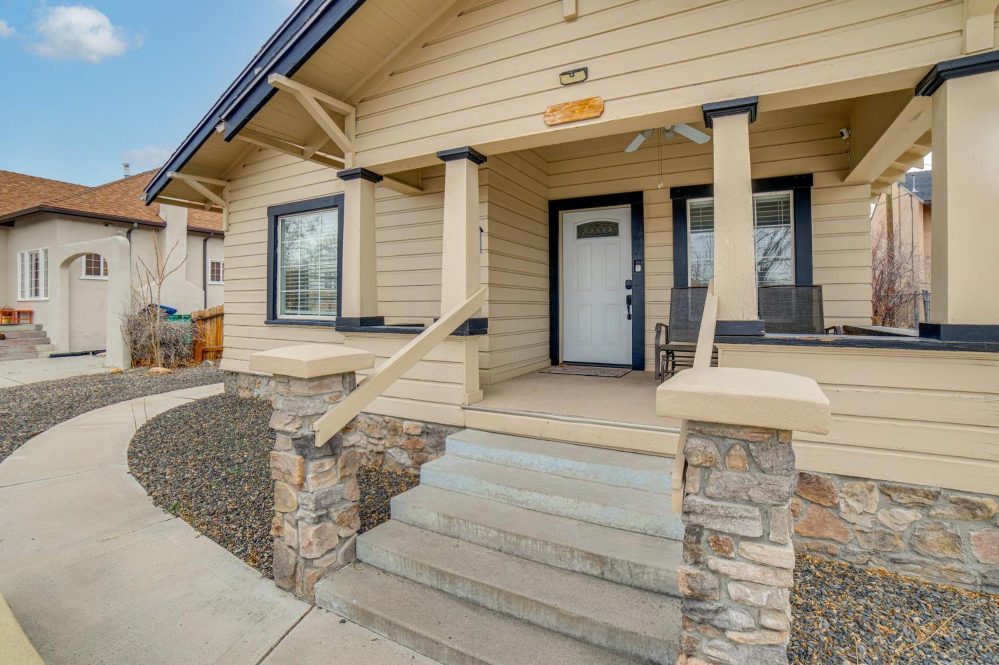 Charming Vacation - Walk To Midtown! * Reno