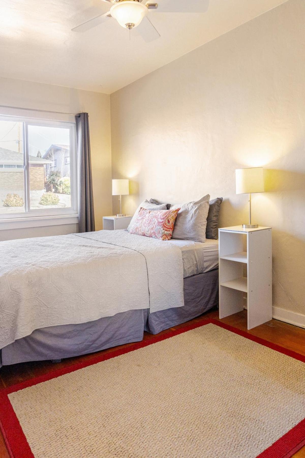 Apartment Midcentury Gem In Midtown Reno