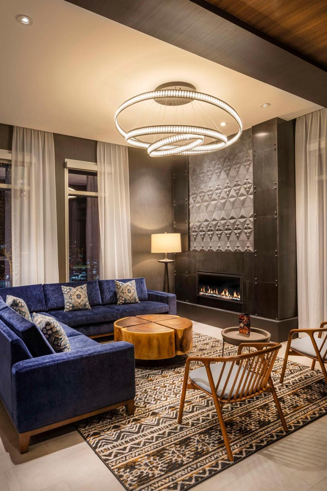 Hyatt Place South Hotel 3*