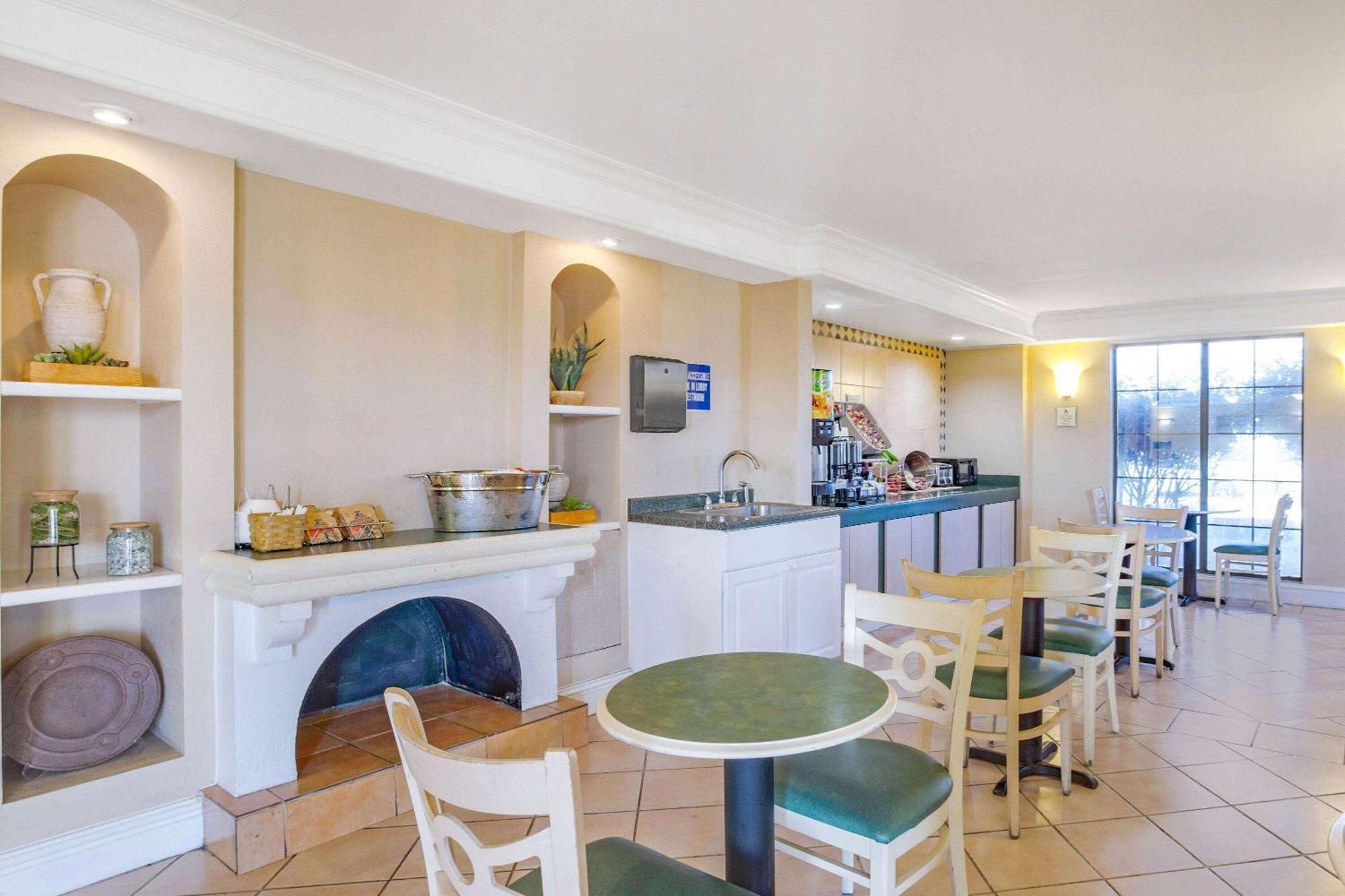 La Quinta By Wyndham 3*
