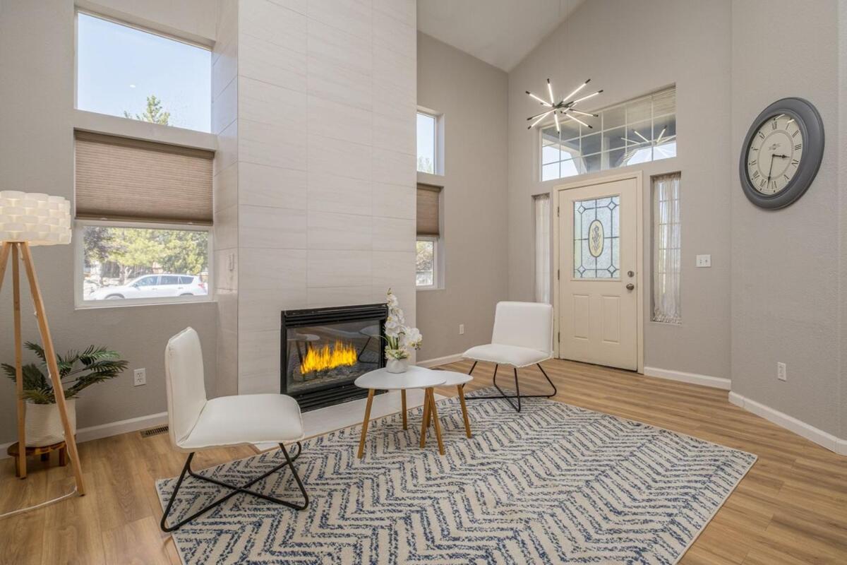 Holiday home Designer Conveniently Located In Nv Reno