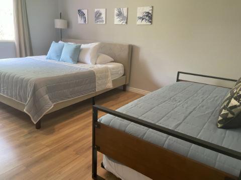 Designer Conveniently Located In Nv Holiday home