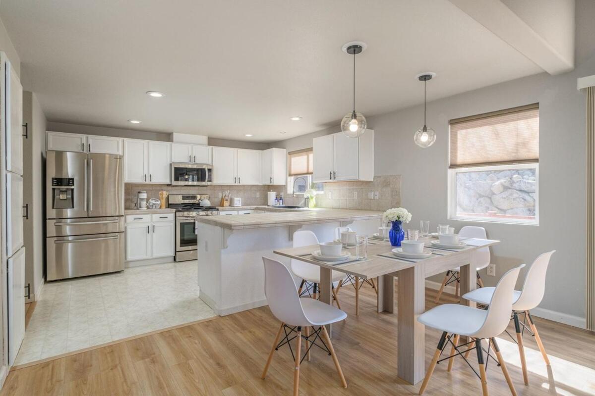 Holiday home Designer Conveniently Located In Nv